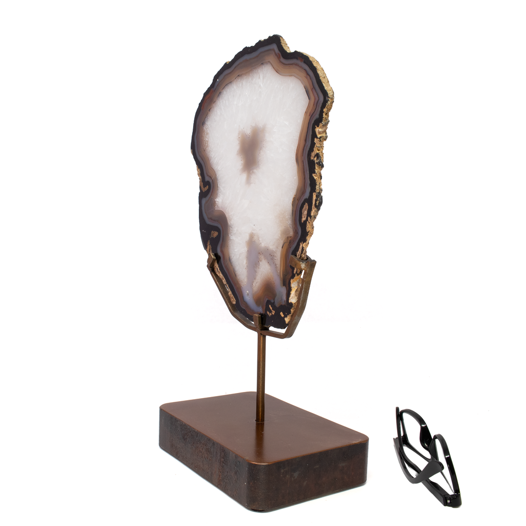 Agate Slice with Vibrant Colors and Intricate Patterns on a Custom Stand